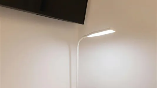 Rooms in Madrid Centro - photo 3