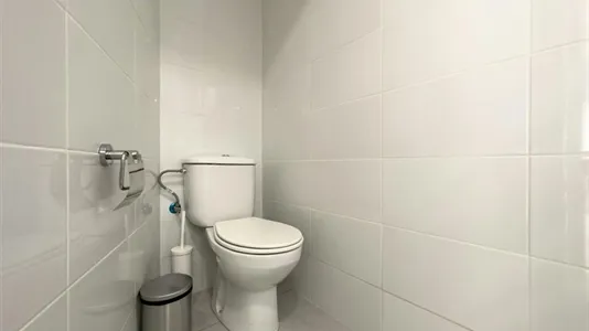 Rooms in Barcelona Sants-Montjuïc - photo 7