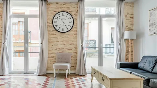 Rooms in Valencia Ciutat Vella - photo 8