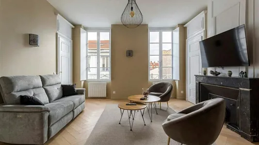 Apartments in Lyon - photo 2