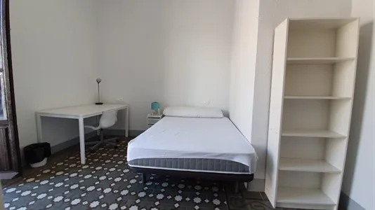 Rooms in Granada - photo 5