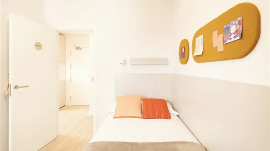 Rooms in Sevilla Triana - photo 4