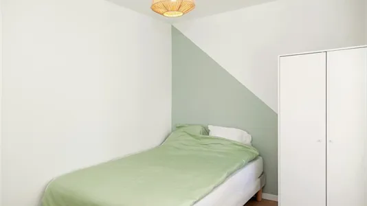 Apartments in Évry - photo 7