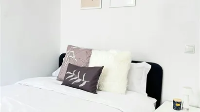 Room for rent in Madrid Chamberí, Madrid