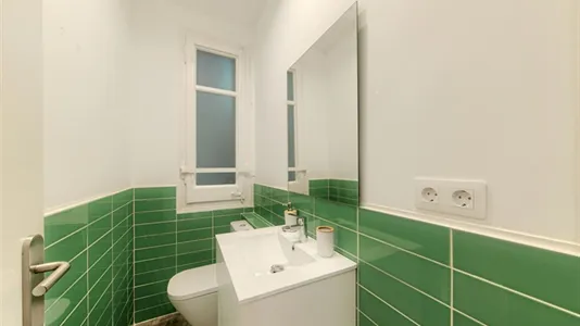 Rooms in Barcelona Les Corts - photo 10