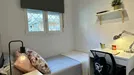 Room for rent, Madrid Usera, Madrid, &lt;span class=&quot;blurred street&quot; onclick=&quot;ProcessAdRequest(10144307)&quot;&gt;&lt;span class=&quot;hint&quot;&gt;See streetname&lt;/span&gt;[xxxxxxxxxxxxx]&lt;/span&gt;