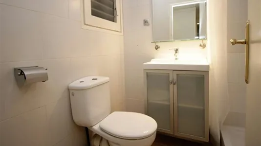 Rooms in Barcelona Sants-Montjuïc - photo 5