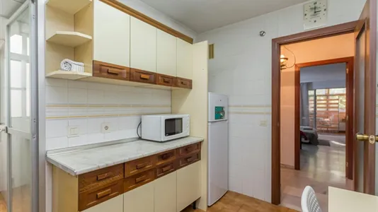 Rooms in Málaga - photo 8