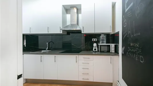 Rooms in Barcelona Gràcia - photo 9