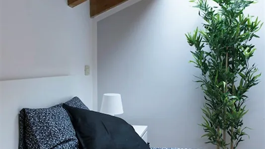 Rooms in Milano Zona 5 - Vigentino, Chiaravalle, Gratosoglio - photo 4