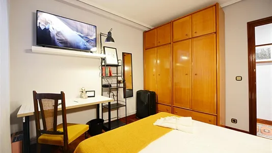 Rooms in Bilbao - photo 5