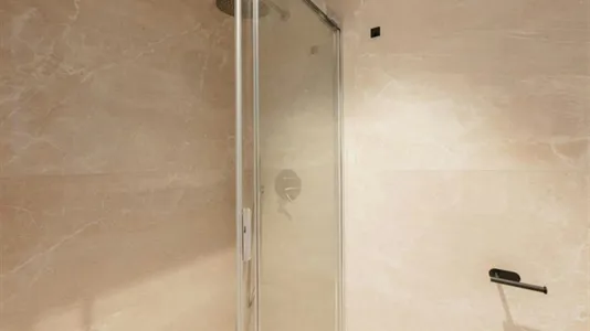 Rooms in Alfara del Patriarca - photo 1