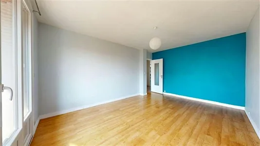 Apartments in Lyon - photo 7