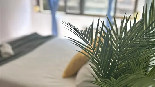 Rooms in Barcelona Eixample - photo 5