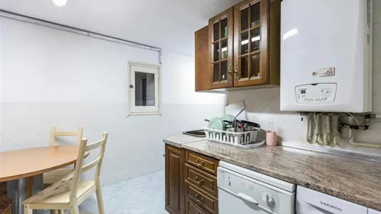 Rooms in Madrid Centro - photo 8