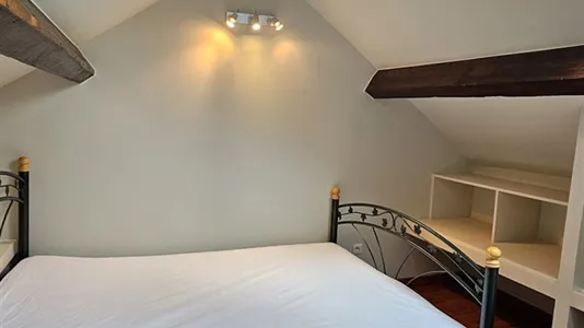 Houses in Lyon - photo 8