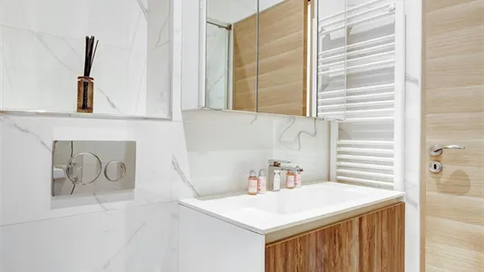 Apartments in Paris 15ème arrondissement - photo 3