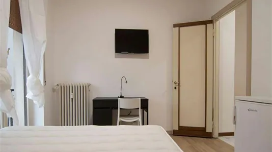 Rooms in Milano Zona 1 - Centro storico - photo 3