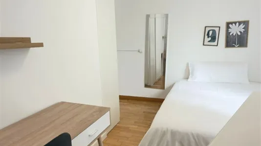 Rooms in Madrid Centro - photo 5