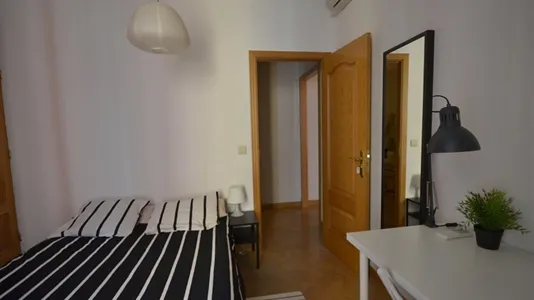 Rooms in Madrid Centro - photo 6