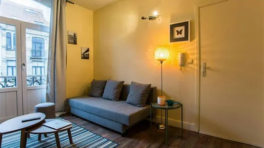 Apartments in Brussels Sint-Gillis - photo 1
