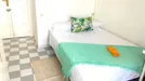 Room for rent, Almería, Andalucía, &lt;span class=&quot;blurred street&quot; onclick=&quot;ProcessAdRequest(11772627)&quot;&gt;&lt;span class=&quot;hint&quot;&gt;See streetname&lt;/span&gt;[xxxxxxxxxxxxx]&lt;/span&gt;