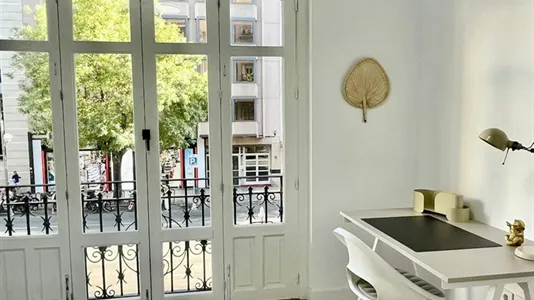 Rooms in Madrid Salamanca - photo 4
