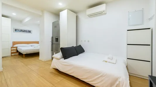 Apartments in Madrid Ciudad Lineal - photo 5