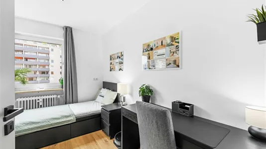 Rooms in Location is not specified - photo 1