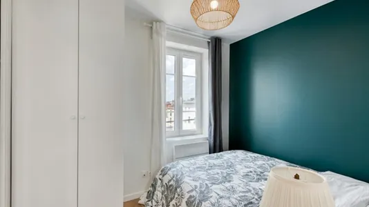 Apartments in Nogent-sur-Marne - photo 4