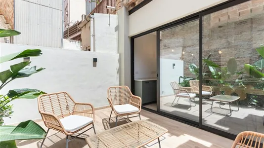 Apartments in Barcelona Les Corts - photo 1