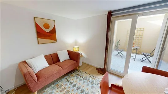 Rooms in Saint-Julien-en-Genevois - photo 5