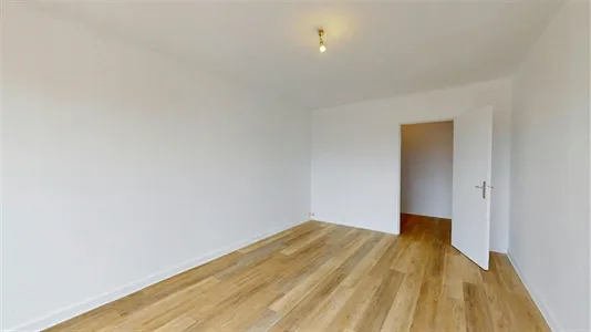 Apartments in Poitiers - photo 9