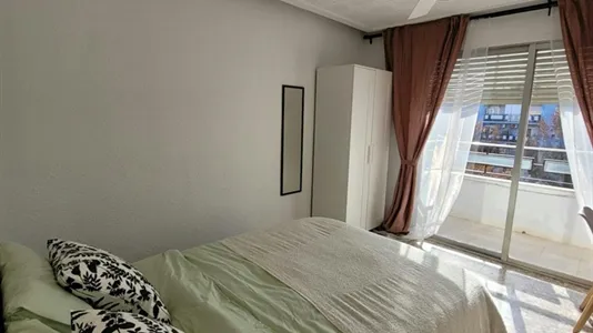 Rooms in Picanya - photo 1