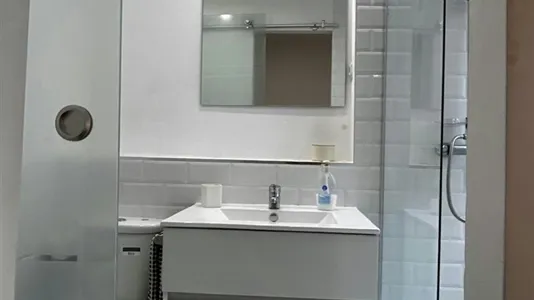 Rooms in Madrid Centro - photo 7