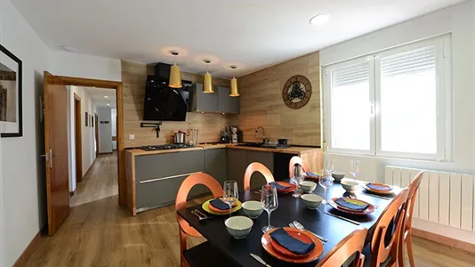 Rooms in Bilbao - photo 8