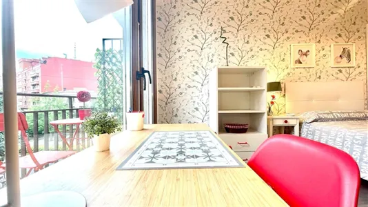 Rooms in Bilbao - photo 9