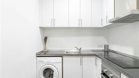 Apartments in Barcelona Ciutat Vella - photo 7