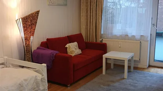 Rooms in Hamburg Nord - photo 2