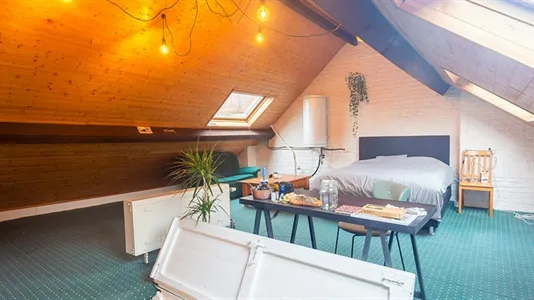 Rooms in Brussels Sint-Gillis - photo 2