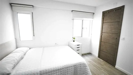 Rooms in Valencia Algirós - photo 9