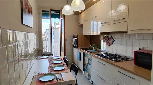 Rooms in Florence - photo 9