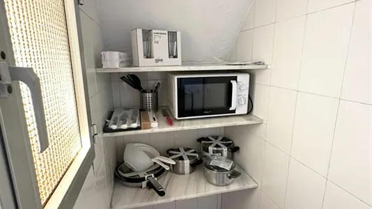 Rooms in Málaga - photo 9