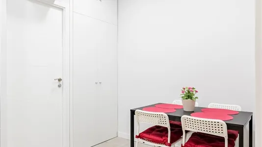 Rooms in Madrid Chamberí - photo 9