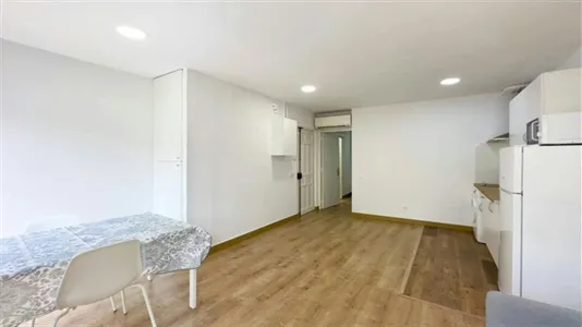 Apartments in Barcelona Ciutat Vella - photo 5