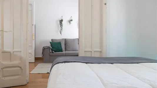 Rooms in Madrid Chamartín - photo 8