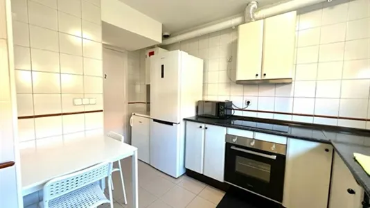 Rooms in Alcalá de Henares - photo 8