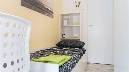 Rooms in Milano Zona 6 - Barona, Lorenteggio - photo 1