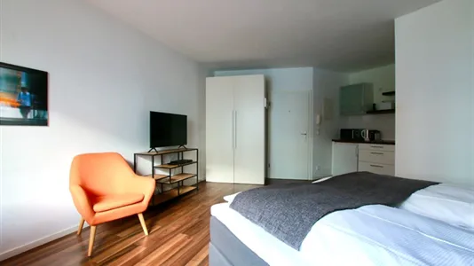 Apartments in Cologne Innenstadt - photo 9