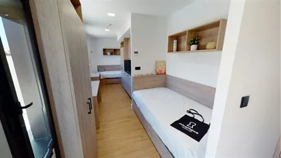 Room for rent in Madrid Fuencarral-El Pardo, Madrid